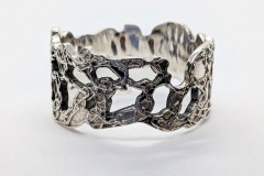 Ring zilver met haakwerk en gaten