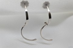 Oorstekers zilver gesmede halver cirkels