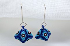 Oorhangers zilver met kralen pyramide